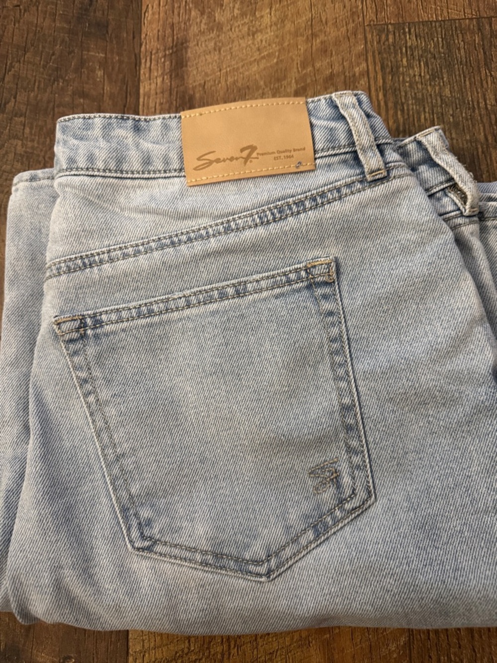 Seven7 Jeans - Picture 2 of 2